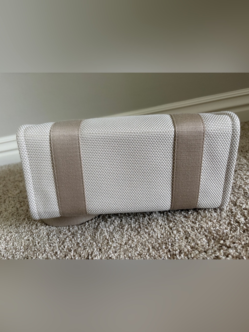 Lululemon Purse - Picture 12 of 15